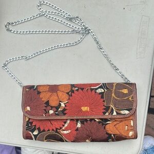 Floral Embroidered Chain Strap Clutch